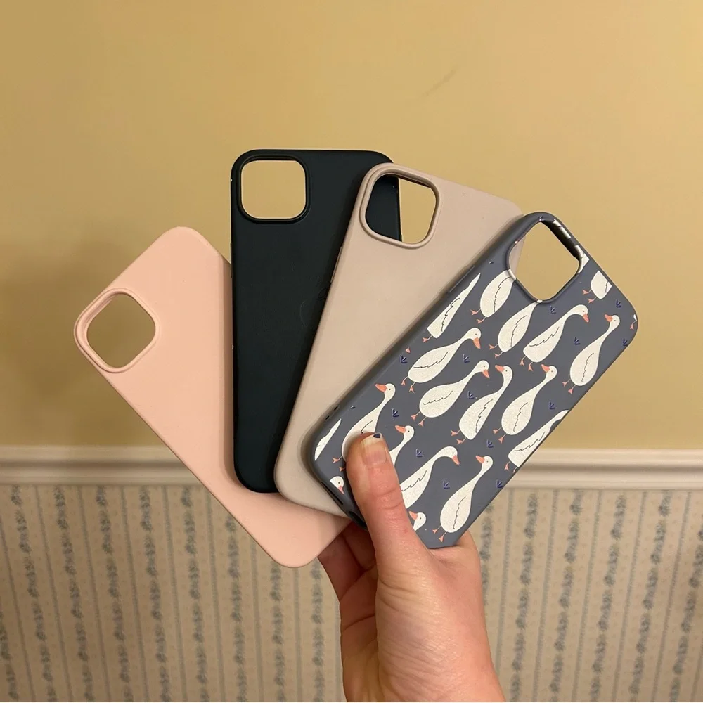 BUNDLE OF 4 iPhone 14 Plus Phone Cases